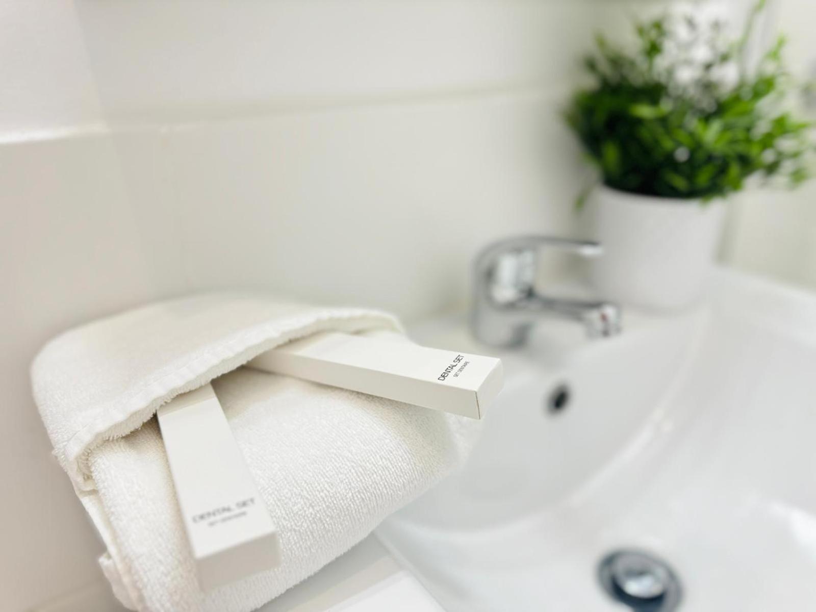 Cinco Torres Suites Madryt Zewnętrze zdjęcie