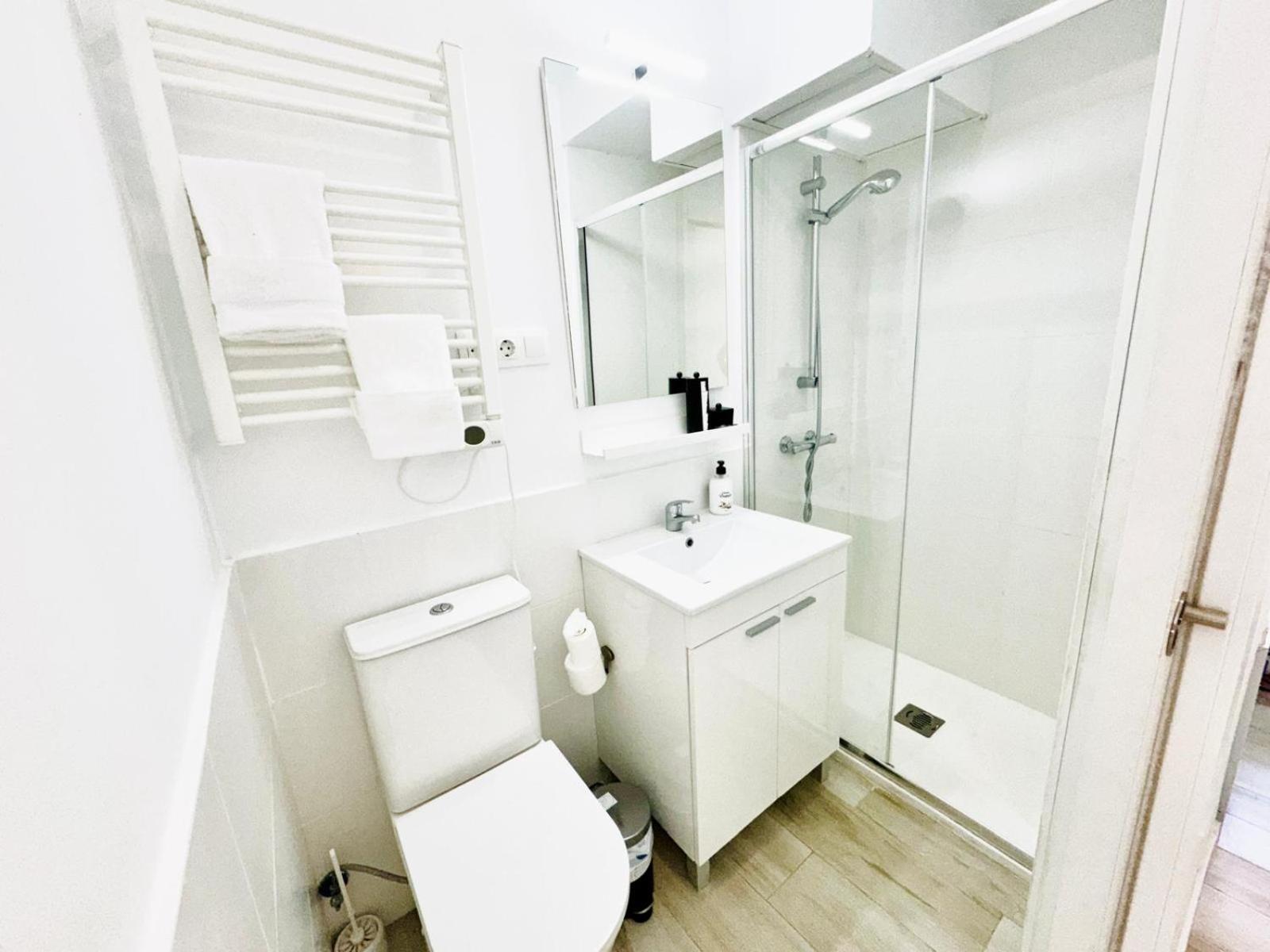 Cinco Torres Suites Madryt Zewnętrze zdjęcie